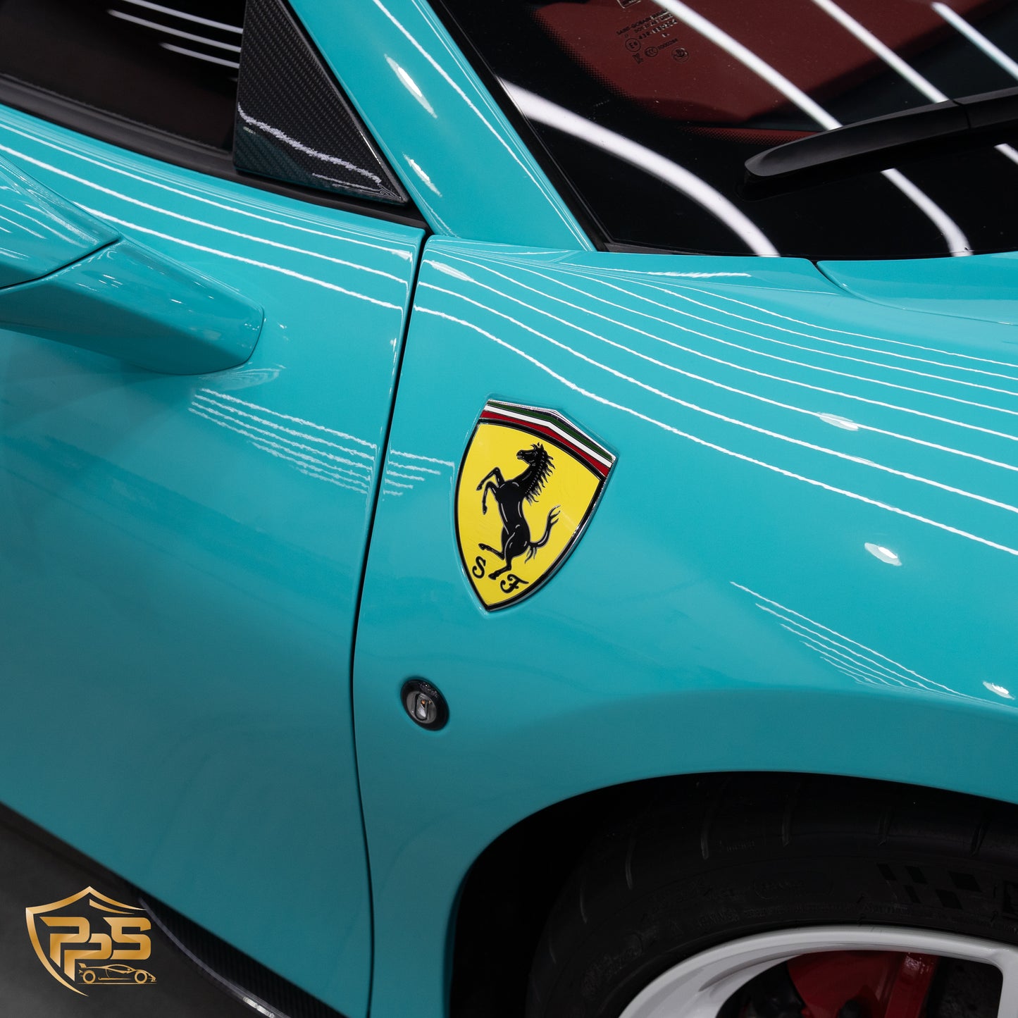 Super Gloss Turquoise Dream