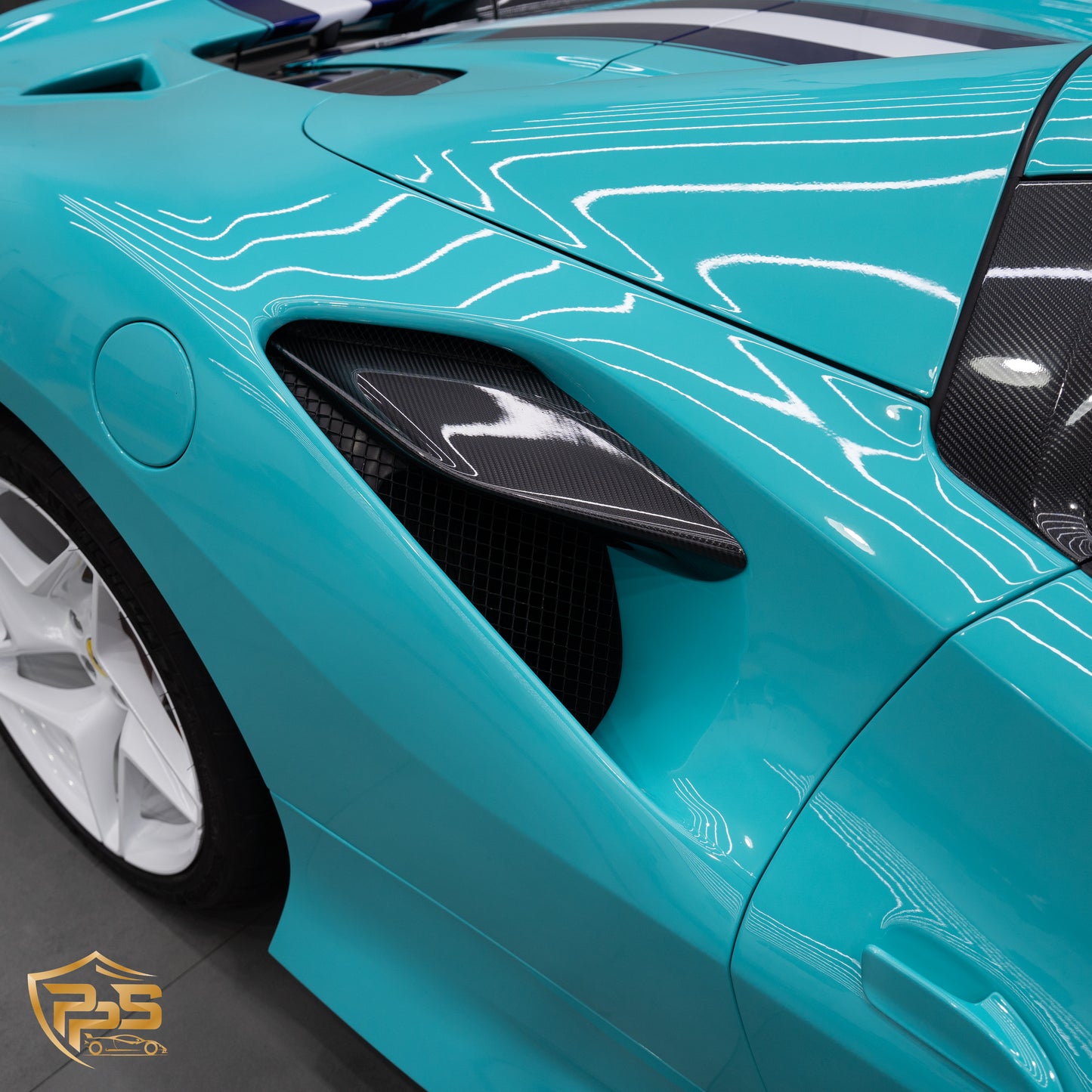 Super Gloss Turquoise Dream