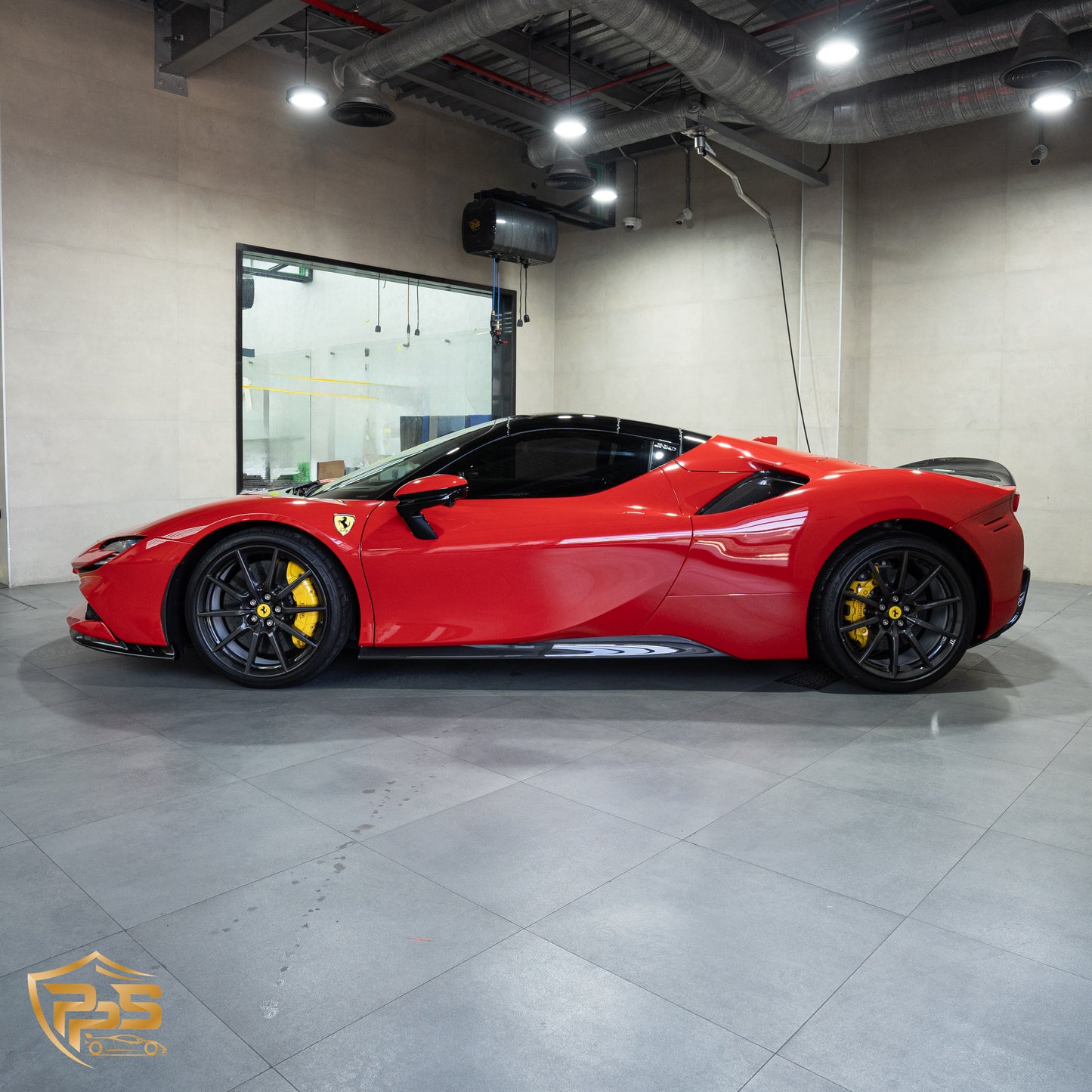Super Gloss Corsa Red