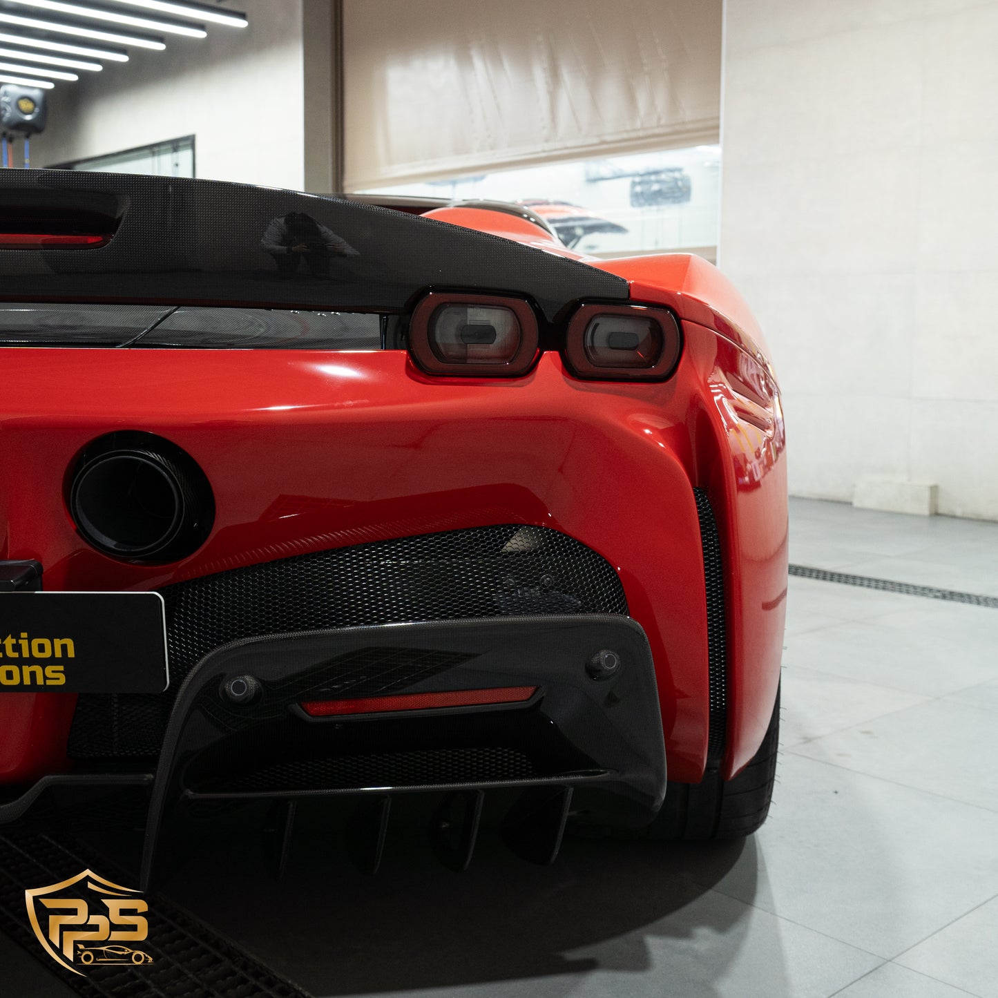Super Gloss Corsa Red