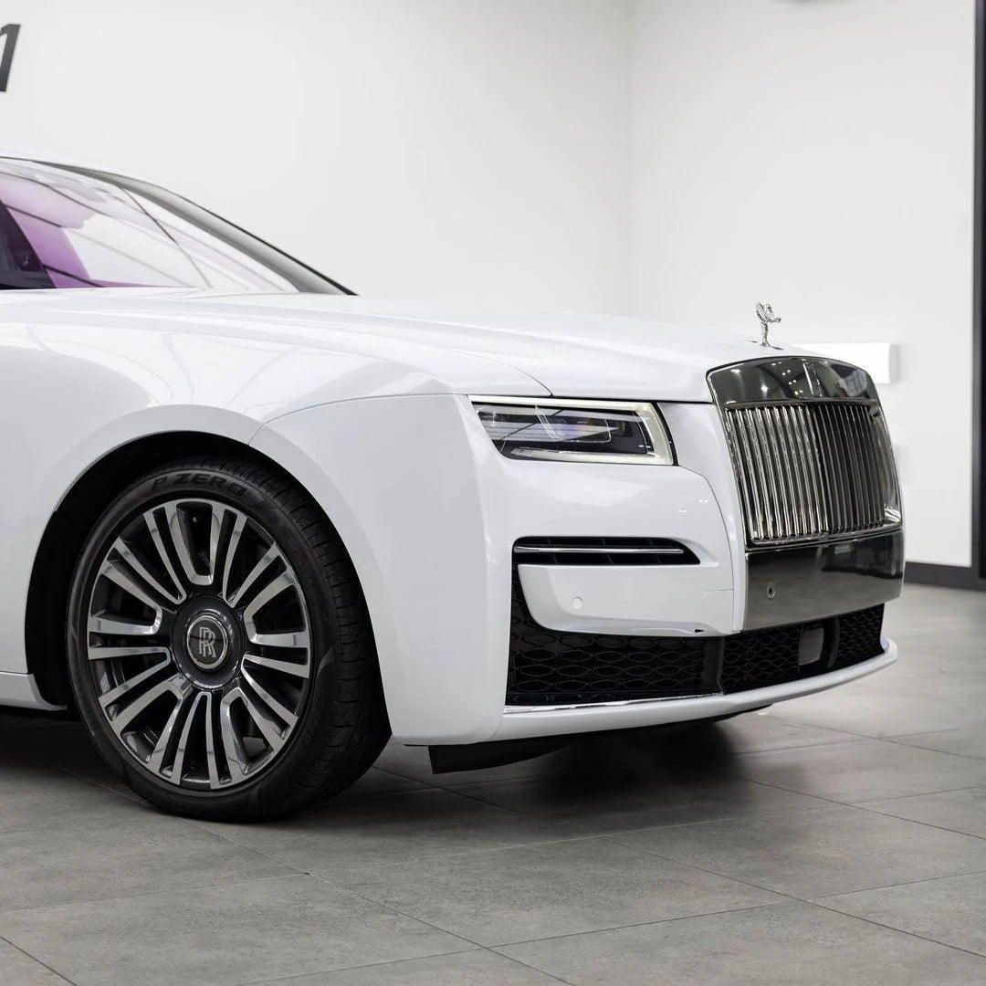 Gloss Pearlescent Pearl White