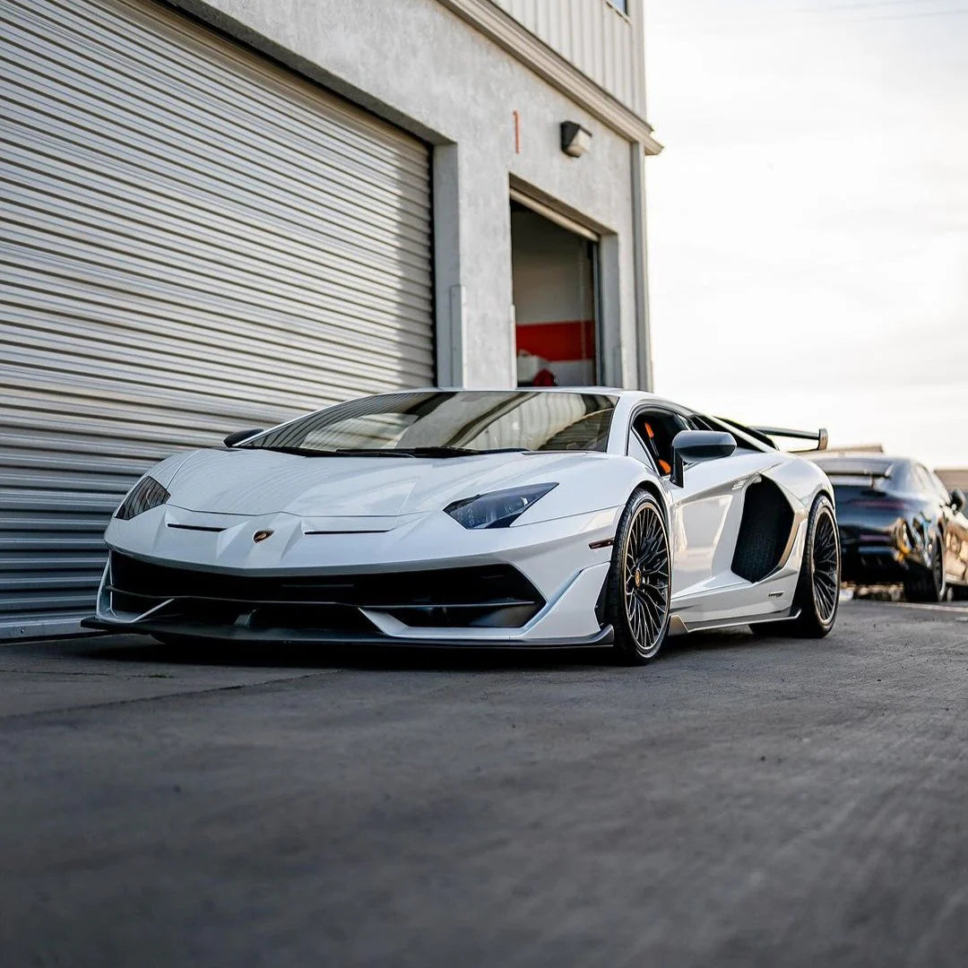 Gloss Pearlescent Pearl White
