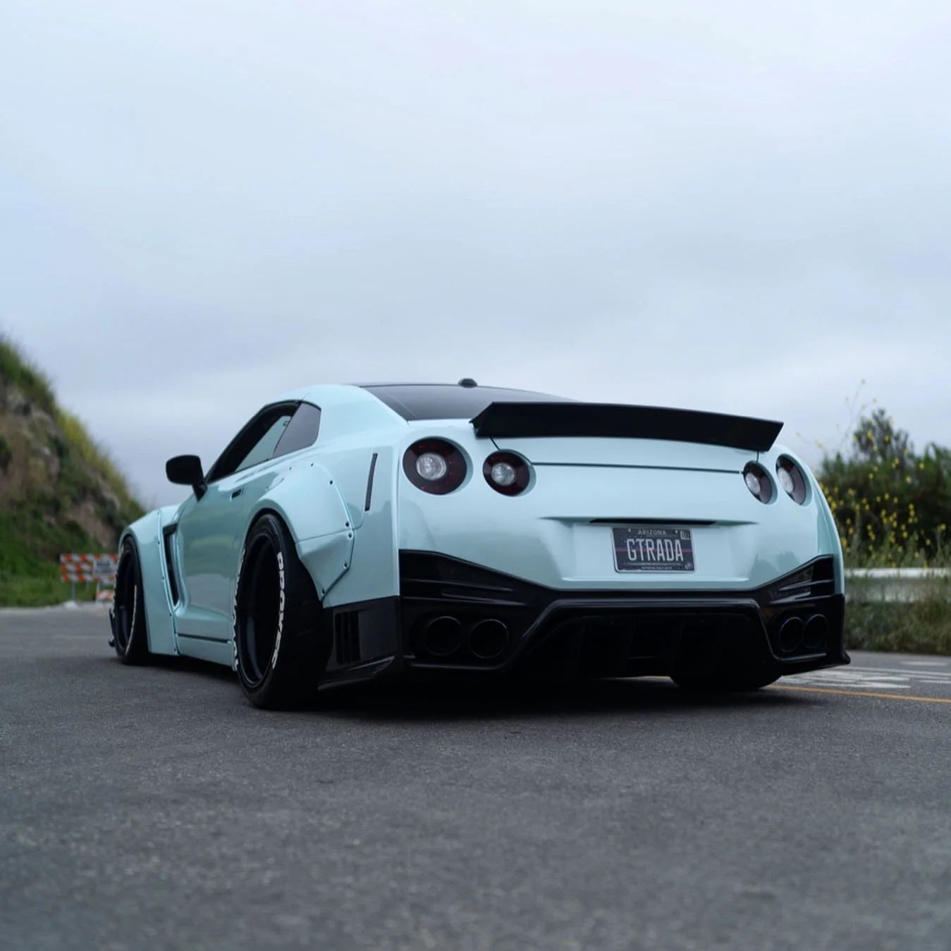 Gloss Pearlescent Pearl Crystal Blue