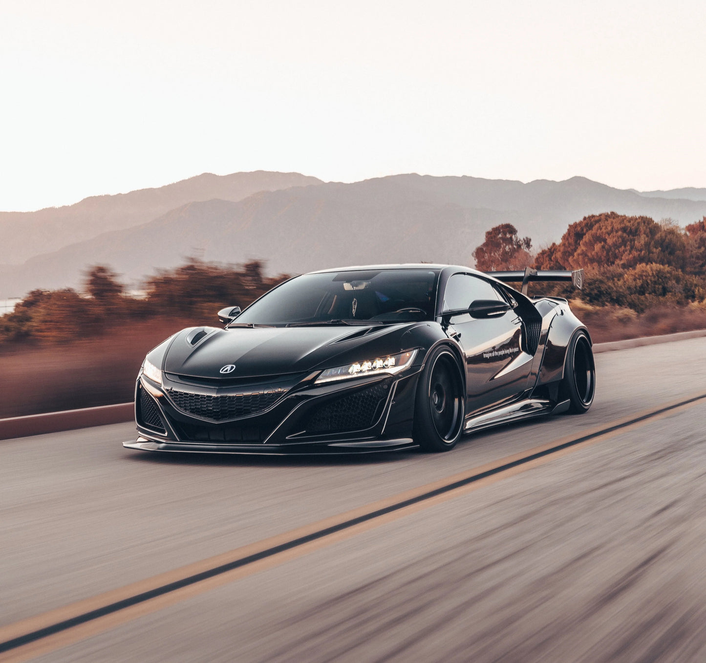 Super Gloss Metallic Black