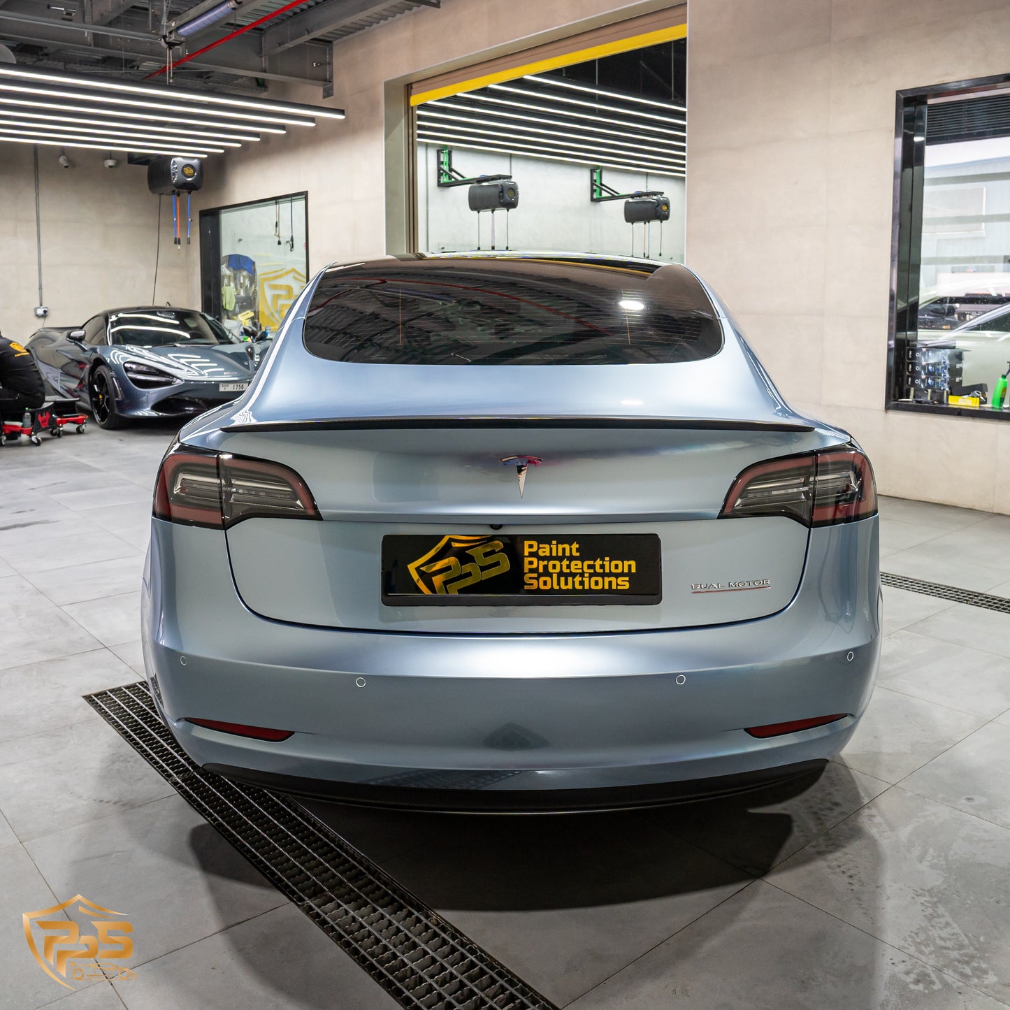 Super Gloss Metallic Liquid Chrome Silver